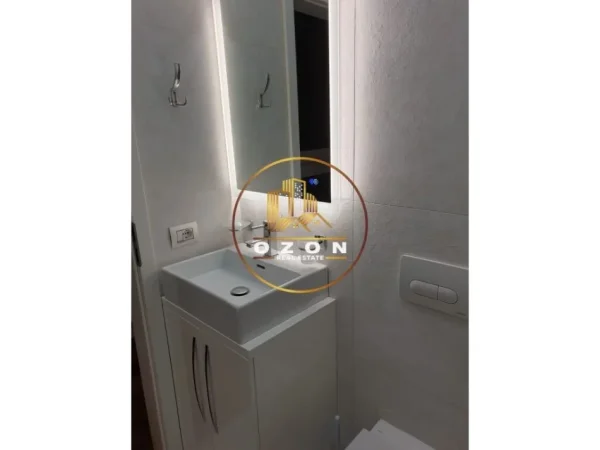 Apartament per Qera 3+1+2 , Liqeni i Thate!