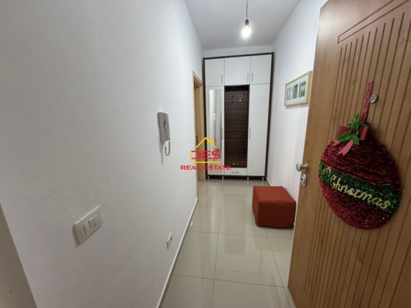 Vlore, jepet me qera apartament 2+1+Ballkon Kati 7, 110 m² 450 € (Rruga Sulejman Delvina, Vlorë)