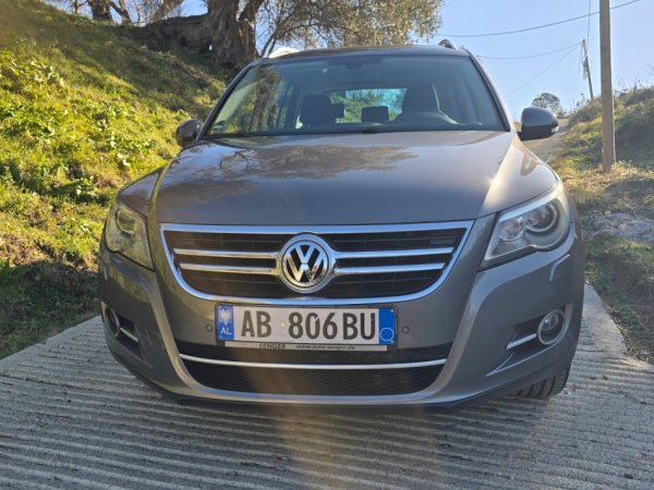 Shitet Tiguan 9000 €