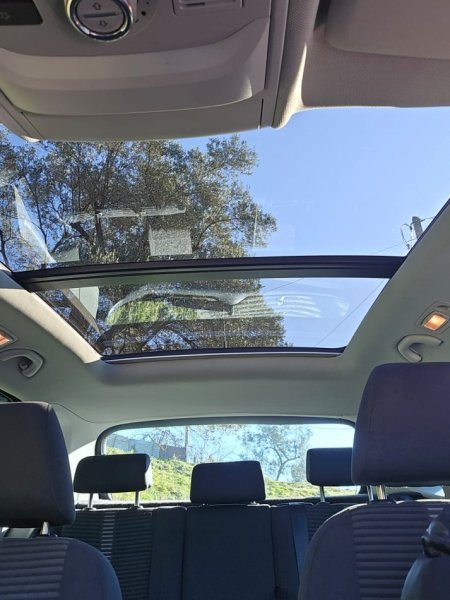 Shitet Tiguan 9000 €