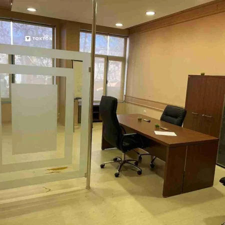 Tirane, jepet me qera ambjent biznesi Kati 1, 50 m² 500 € (Don Bosko)