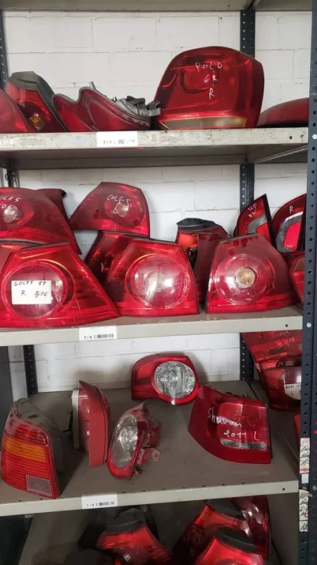 Tirane, shes Pjese per makina me super cmim , 20 €