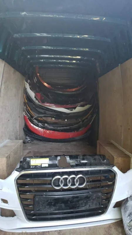 Tirane, shes  Pjese Kembimi Gjermane me shumice edhe pakice , 5 €