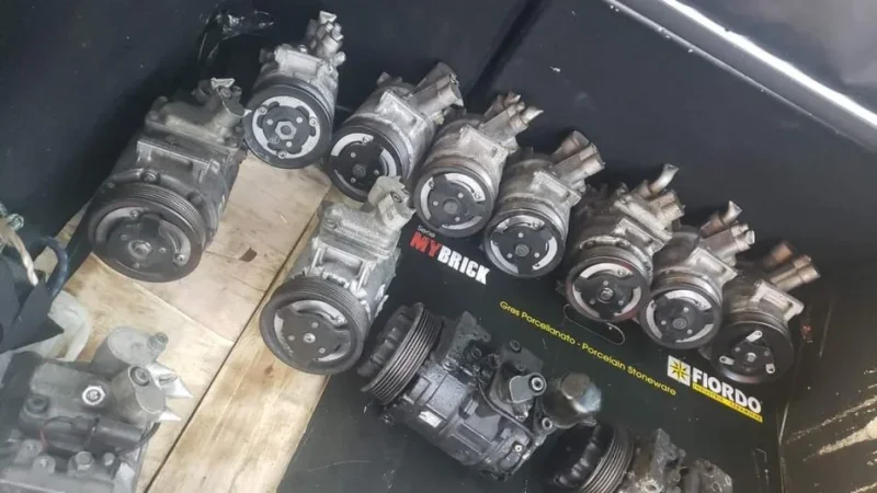 Tirane, shes  Pjese Kembimi Gjermane me shumice edhe pakice , 5 €