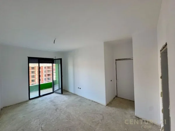 Tirane, shes apartament 3+1+Aneks+Ballkon Kati 8, 122 m² 159.000 € (Rruga 5 Maji)