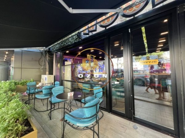 Shitet Lounge Bar Modern tek Ish Stacioni i Fundit i Tiranës së Re!