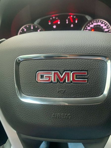 Tirane, shes makine GMC TERRAIN Nafte, e zeze automatik Klima 169.000 km 20.000 €