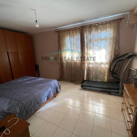 Tirane, shitet shtepi 2 Katshe , 430 m² 250.000 € (Misto Mame)