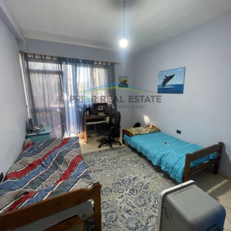 Tirane, shitet shtepi 2 Katshe , 430 m² 250.000 € (Misto Mame)
