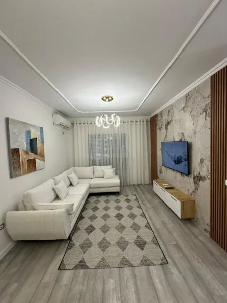 Tirane, shitet apartament 2+1 , 91 m² 145.000 € (Bar Santana)