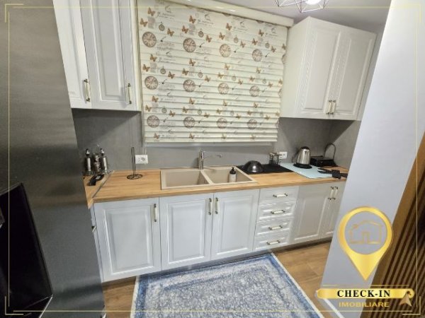 Tirane, jepet me qera apartament 1+1+Aneks Kati 2, 50 m² 700 € (Petro Nini Luarasi)