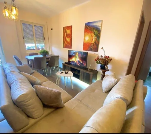 Durres, shitet apartament 1+1 Kati 4, (Golem Durres)