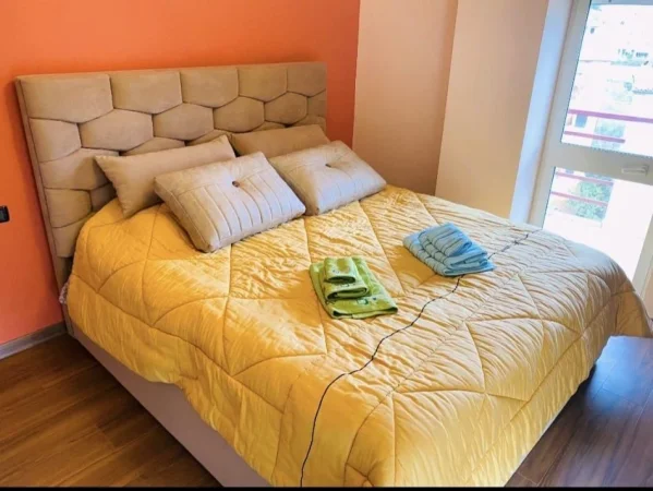 Durres, shitet apartament 1+1 Kati 4, (Golem Durres)