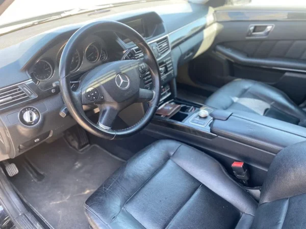 Pogradec, shes makine Mercedes Benz Nafte, e zeze automatik Klima 345.000 km 9.300 €