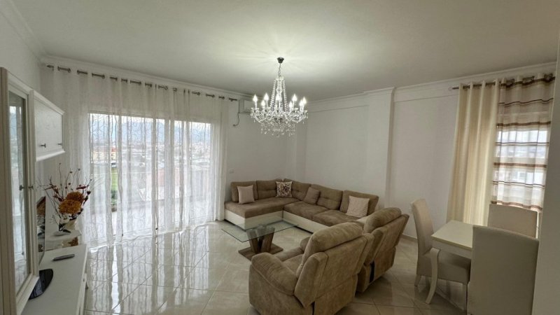 Tirane, jepet me qera apartament+verande | Penthouse 3+1 Kati 4, 100 m² 500 € (Yrshek/përball QTU-së)