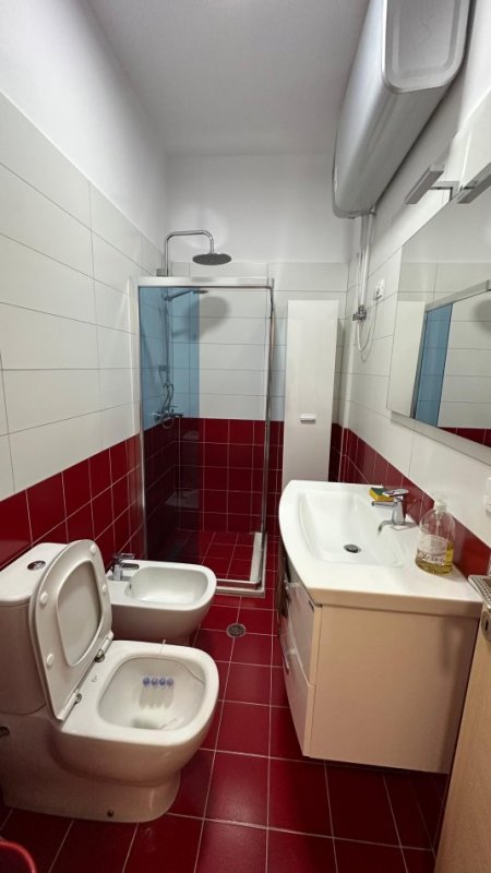 Tirane, jepet me qera apartament+verande | Penthouse 3+1 Kati 4, 100 m² 500 € (Yrshek/përball QTU-së)