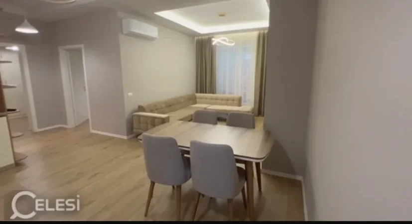 Tirane, jepet me qera apartament 2+1+Ballkon Kati 5, 103 m² 700 € (SIRI KODRA)