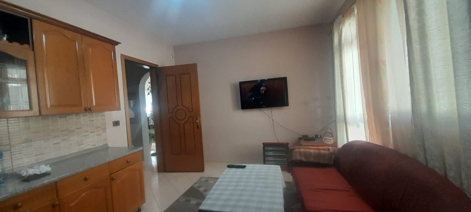 Tirane, shitet apartament 3+1+Aneks+Ballkon Kati 2, 120 m² 120.000 € (MISTO MAME)