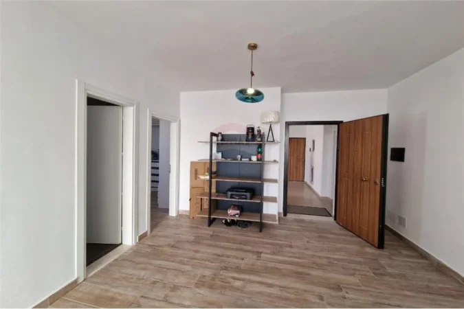 Vlore, shitet apartament+verande | Penthouse 1+1+Aneks+Ballkon , 115 m² 230.000 € (Dhimiter Konomi)