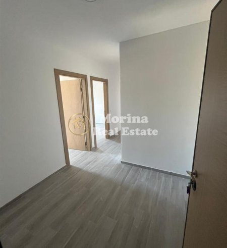 Tirane, jepet me qera apartament 2+1 Kati 5, 75 m² 350 € (Rruga 5 Maji)