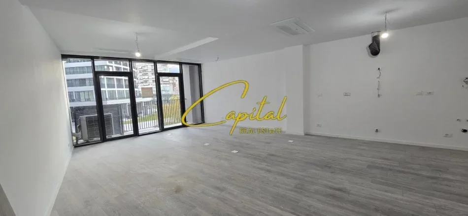 Tirane, jepet me qera ambjent biznesi Kati 1, 105 m² 1.300 € (LIQENI ARTIFICIAL)