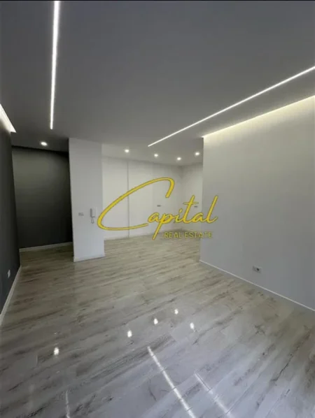 Tirane, shitet apartament 2+1 Kati 5, 92 m² 225.000 € (BULEVARDI I RI)