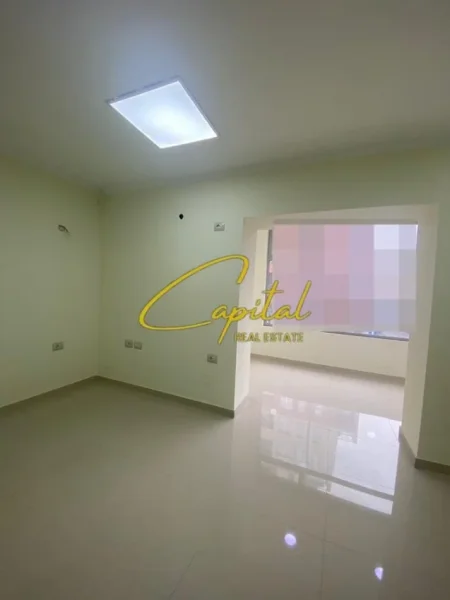 Tirane, jepet me qera zyre Kati 1, 60 m² 600 € (RRUGA HOXHA TAHSIM)