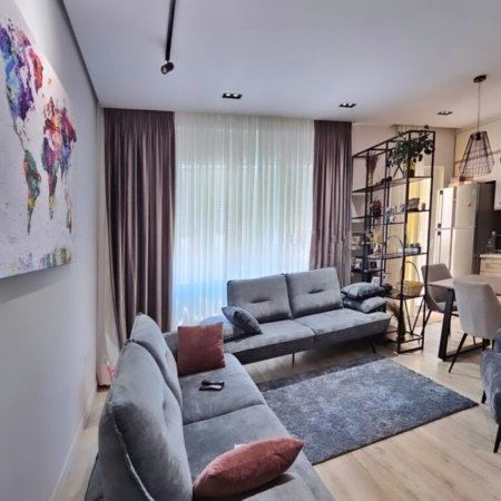Tirane, shitet apartament 3+1 , 128 m² 290.000 € (Liqeni i Thate)