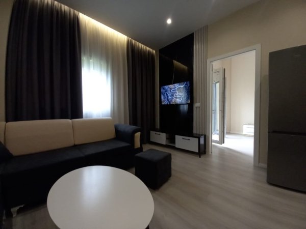 Tirane, jap me qera apartament 1+1+Ballkon Kati 0, 60 m² 530 € (Kodra e Diellit)