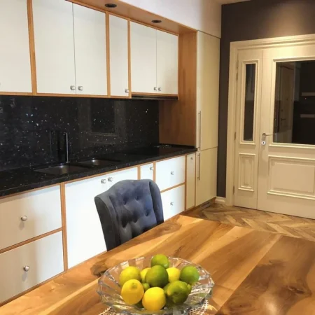 Tirane, shitet apartament 2+1 , 125 m² (Don Bosko)