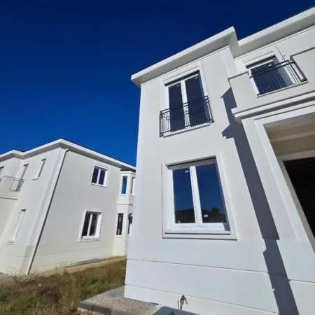 Tirane, shitet Vile 3+1 , 500 m² (Rolling Hills 2)