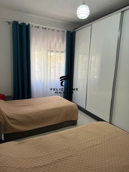 Tirane, jepet me qera apartament 2+1+Ballkon Kati 1, 85 m² 700 € (DON BOSKO)