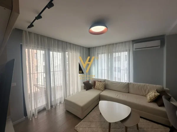 Tirane, jepet me qera apartament 2+1+Ballkon + POST PARKIMI Kati 4, 113 m² 800 € (KODRA E DIELLIT)