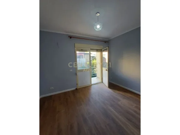 Tirane, shitet apartament Kati 2, 80 m² 145.000 € (Ne Ali Dem, tek Pasticeri Nefeli)