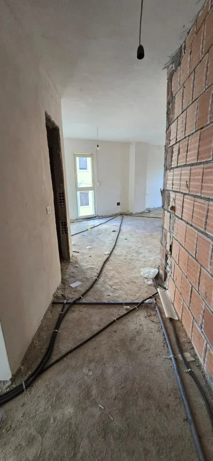 Tirane, shitet apartament 2+1 Kati 2, 91 m² 179.000 € (Prane Prokurorise Tirane)