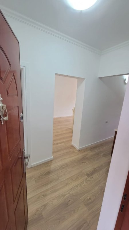 Tirane, shitet apartament 1+1 Kati 5, 70 m² 135.000 € (RRUGA MYSLYM SHYRI)