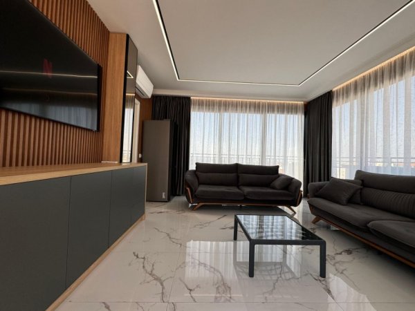 Tirane, jepet me qera apartament 3+1+Ballkon , 2.500 € (TEK ASTIRI)