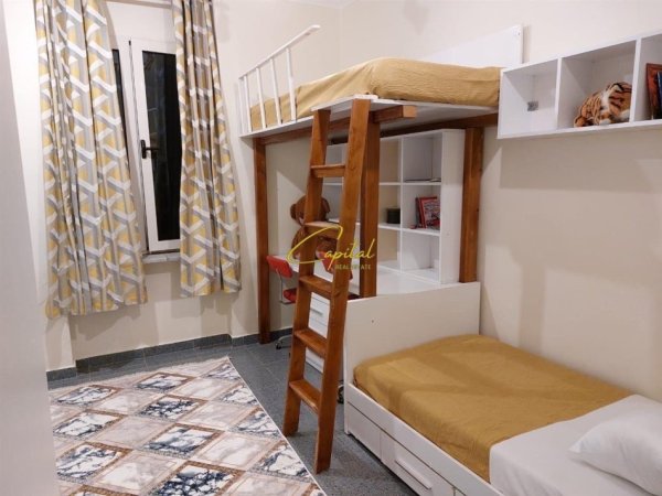 Tirane, jepet me qera apartament 2+1 Kati 5, 75 m² 690 € (QENDER)