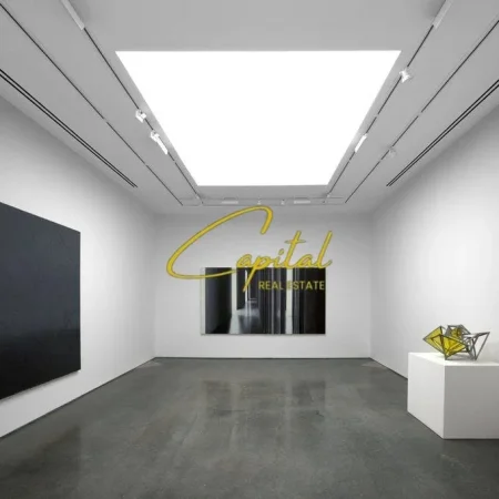 Tirane, shitet dyqan Kati 1, 100 m² 755.000 € (QENDER)