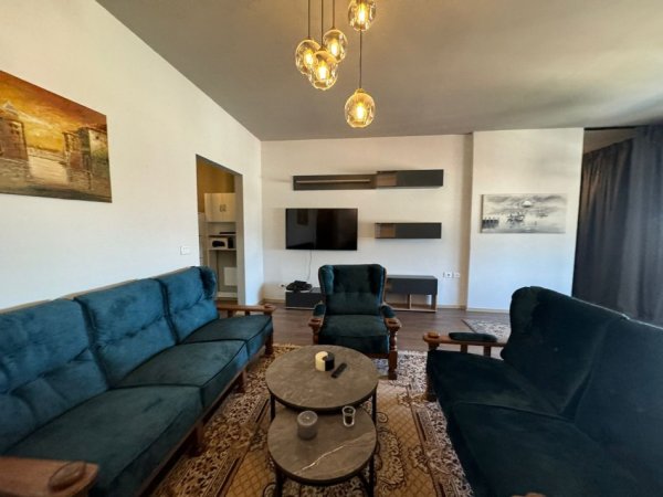 Tirane, shitet apartament 2+1 , 115 m² 185.000 € (Shkolla e Bashkuar)