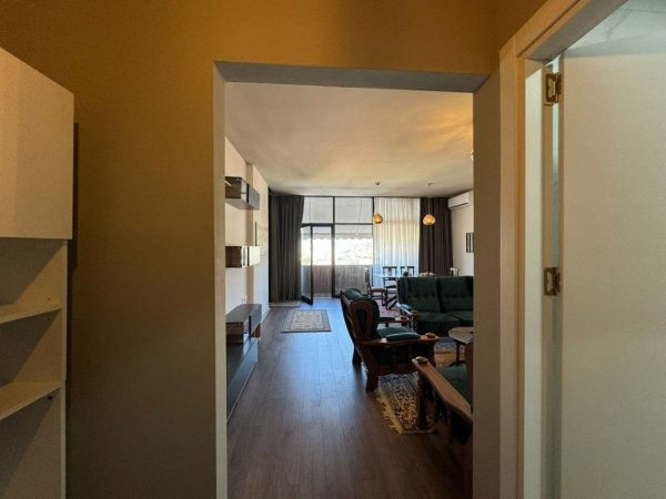 Tirane, shitet apartament 2+1 , 115 m² 185.000 € (Shkolla e Bashkuar)