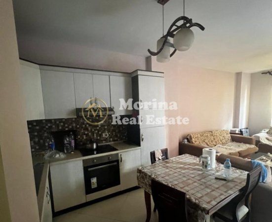 Tirane, jepet me qera apartament 2+1 Kati 3, 100 m² 400 € (Yzberisht)