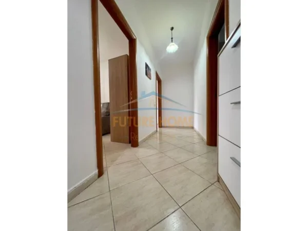 Tirane, shitet apartament 2+1+Ballkon Kati 8, 116 m² 210.000 € (JORDAN MISJA)