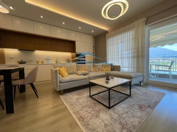 Tirane, shes apartament 2+1+Ballkon Kati 2, 104 m² 220.000 € (FARKE)