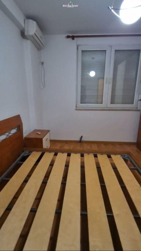 Tirane, jepet me qera zyre Kati 4, 126 m² 1.200 € (Nikolla Jorga)