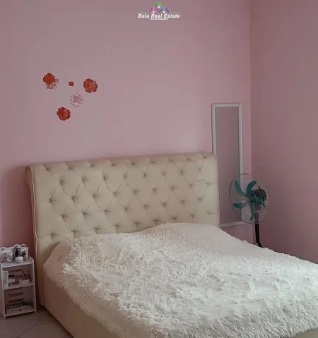 Tirane, shitet Vile 3+1+Ballkon Kati 3, 300 m² 440.000 € (3 vellezrit kondi)