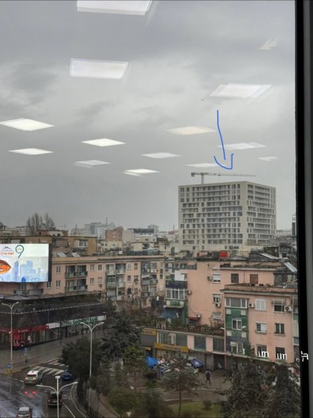 Tirane, shitet njesi biznesi, apartament 3+1+Ballkon Kati 1, 152 m² 2700 €/m2 (Mine Peza)
