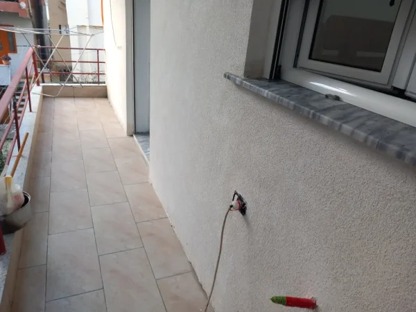 Tirane, jepet me qera apartament 3+1+Ballkon Kati 2, 75 m² 360€