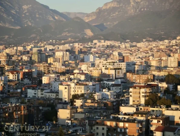 Tirane, jepet me qera apartament 2+1+Ballkon Kati 19, 97 m² 1.500 € (Ambasador 3)