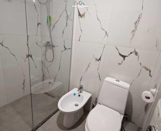 Tirane, jepet me qera apartament 1+1+Ballkon Kati 5, 499 € (dritan hoxha)